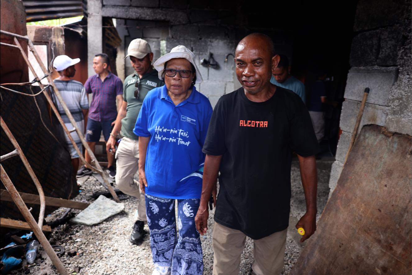 Ministra MSSI Observa Direta Vítima Inséndiu Uma Kain Rua Iha Suku Akadiru-Hun
